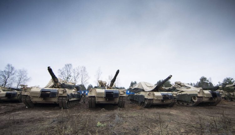 البيت-الأبيض:-بدأنا-بتدريب-العسكريين-الأوكرانيين-على-استخدام-دبابات-“أبرامز”-—مصدر-الخبر—-خدمة-الأخبار-السياسية-المباشرة